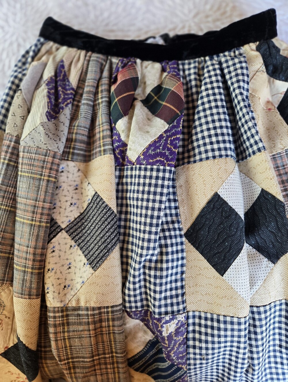 Vintage Patchwork Skirt in Navy and Cream + White Gap Cotton Blouse Extra Small - Picture 2 of 14